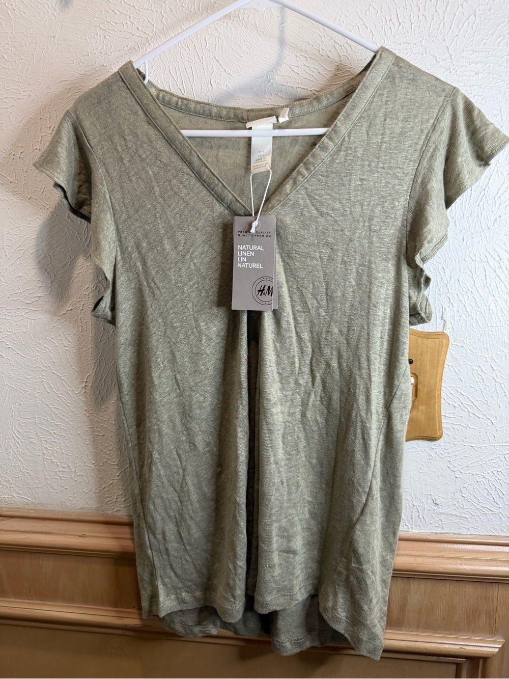 H&M Olive Green V-Neck Short Sleeve Tee